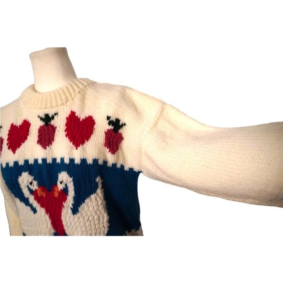 Vintage Goose Heart Sweater, Hand Knit Pullover, Thick Kawaii Cute Sweater, - Picture 8 of 9